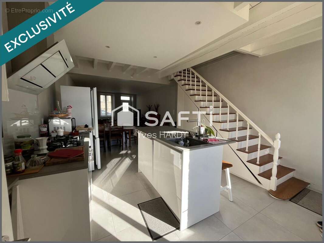 Photo 4 - Maison à LES LANDES-GENUSSON