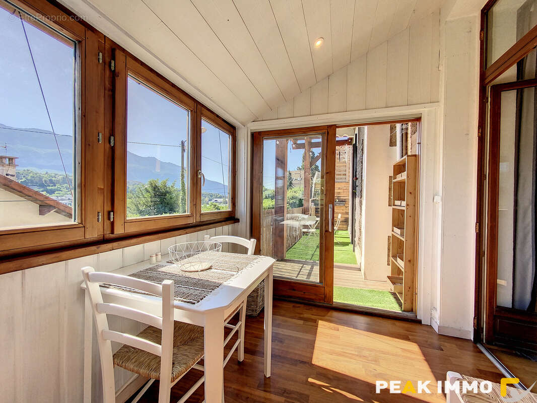 Appartement à TRESSERVE