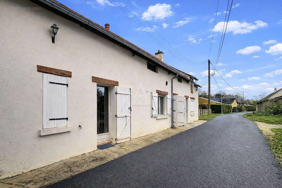 Demeure de caractère rare sur le secteur de Château-Renard - photo 3