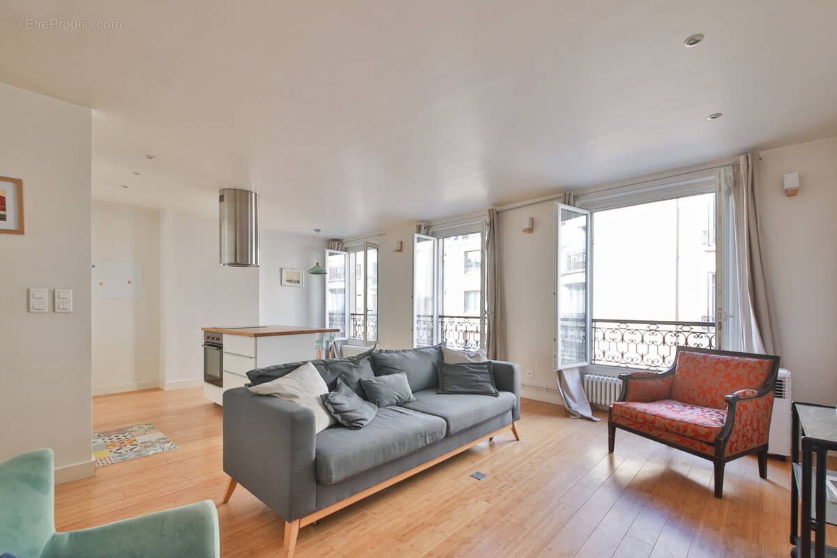 Appartement à NEUILLY-SUR-SEINE