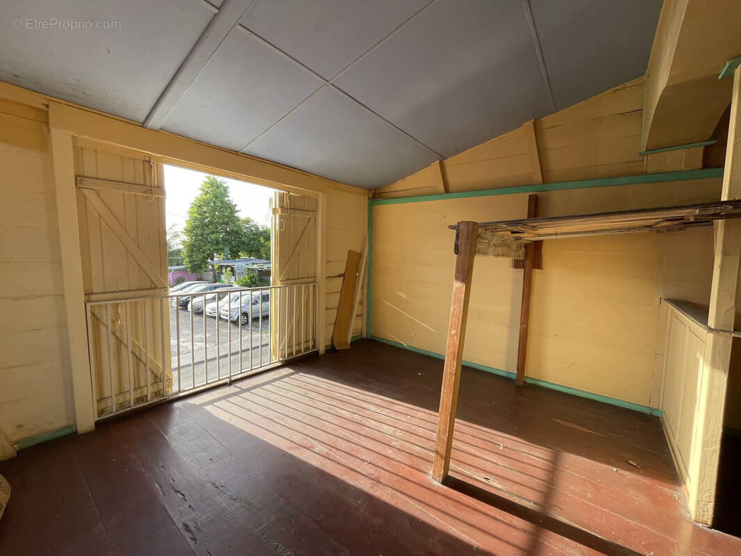 Maison à POINTE-A-PITRE