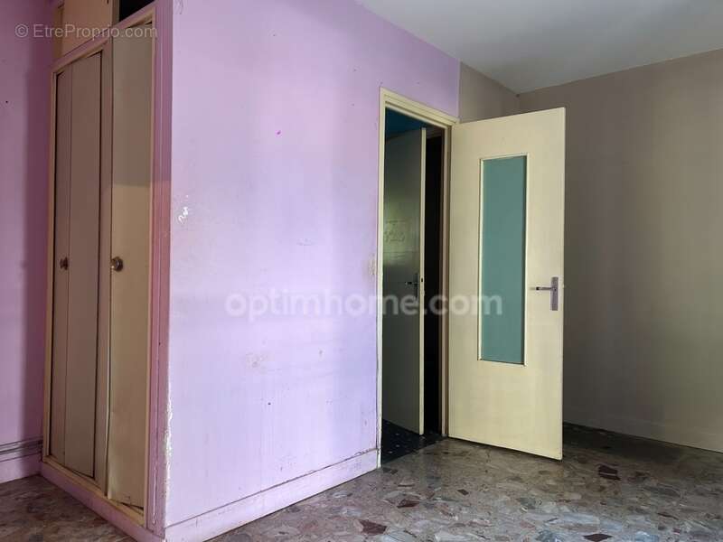 Appartement à SAINT-MAUR-DES-FOSSES