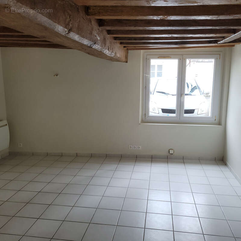Appartement à CORNE