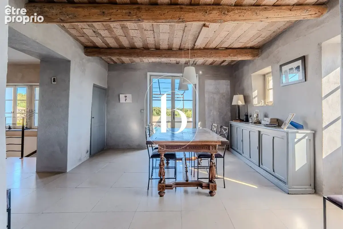 Charmante maison de village entièrement restaurée avec piscine et vue exceptionnelle - photo 12