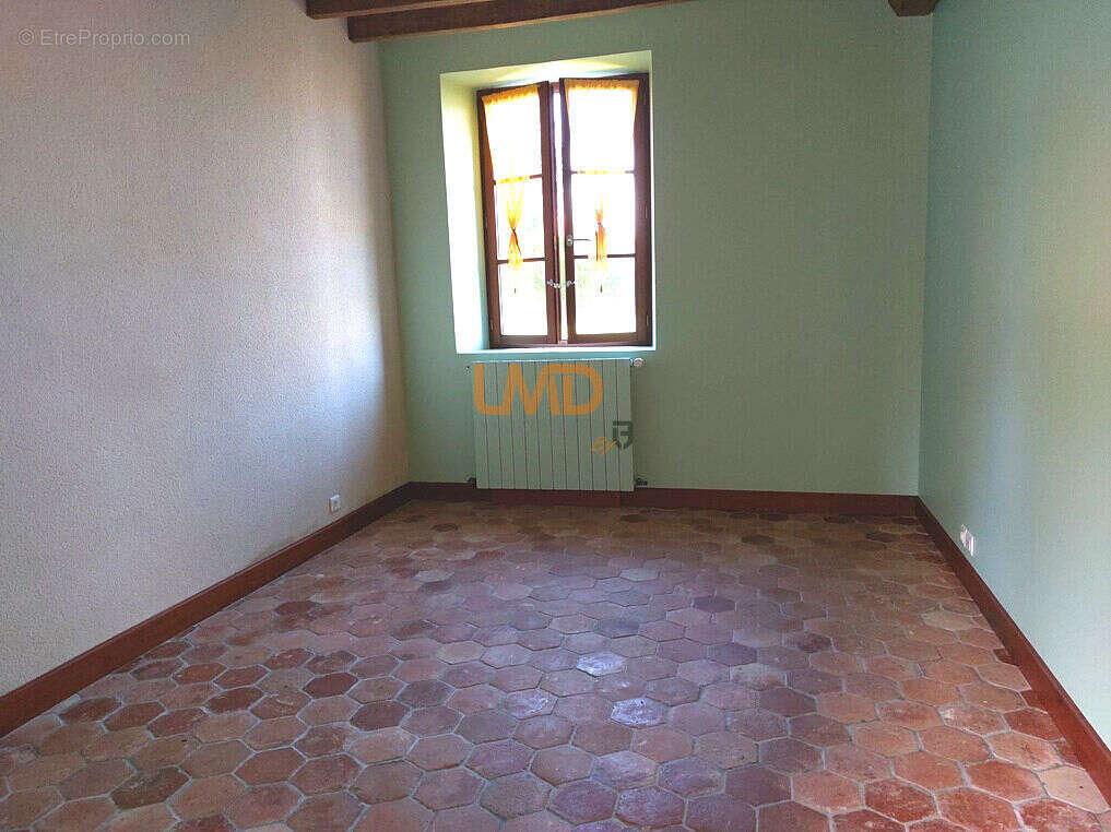 Maison à LONGUEVILLE