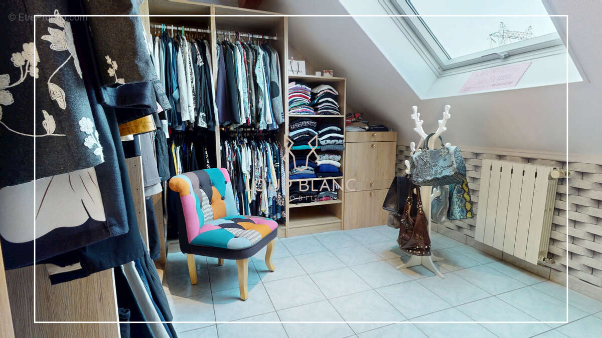 Maison à AUDINCOURT