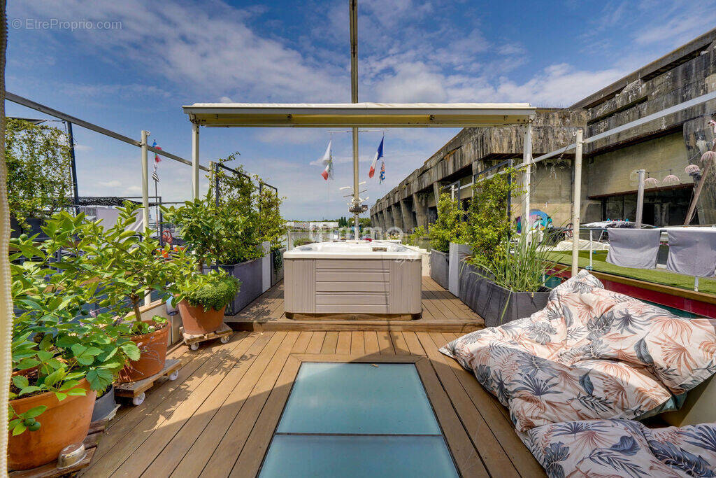 Appartement à BORDEAUX