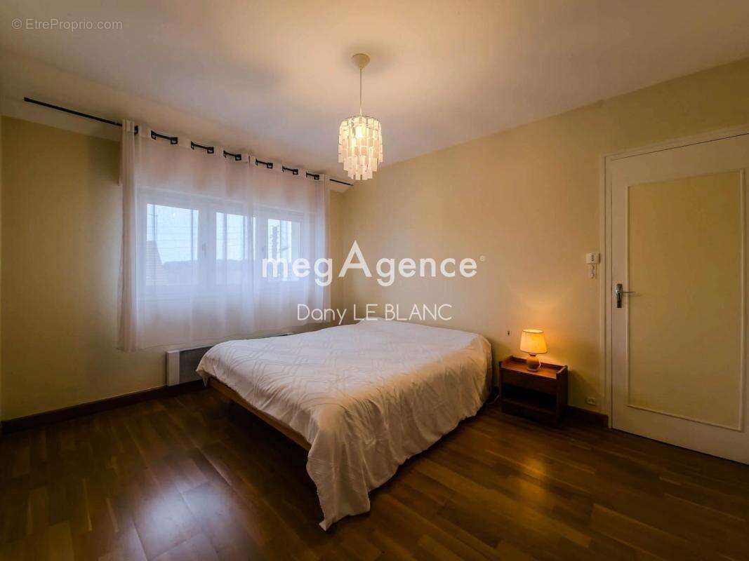 Maison à MAINVILLIERS