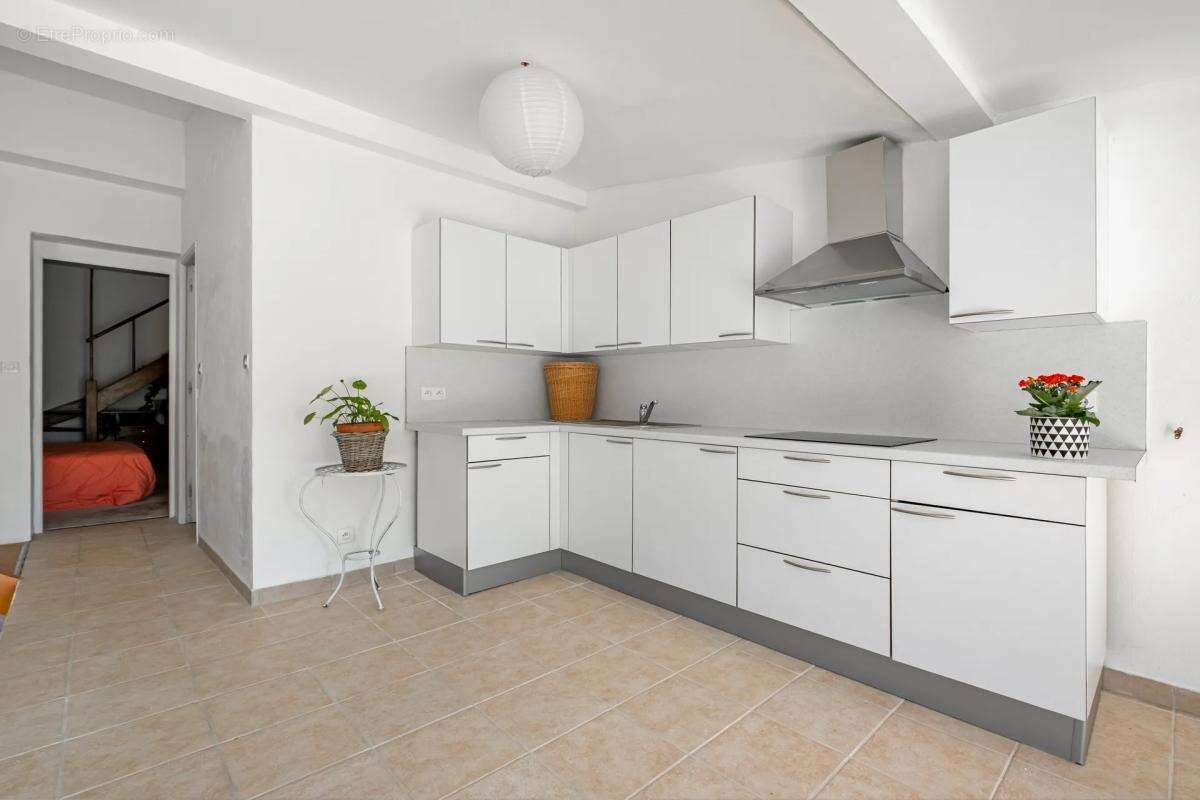 Maison de 4 pièces de 124 m² à Berre-les-Alpes - photo 12