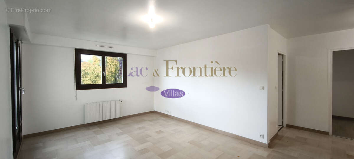 Appartement à DOUVAINE