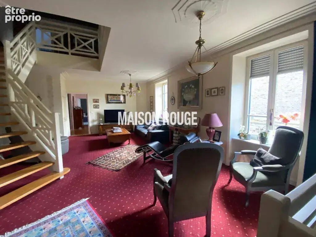 DOL-DE-BRETAGNE - Rare propriété avec piscine et terrain constructible en centre-ville - photo 15