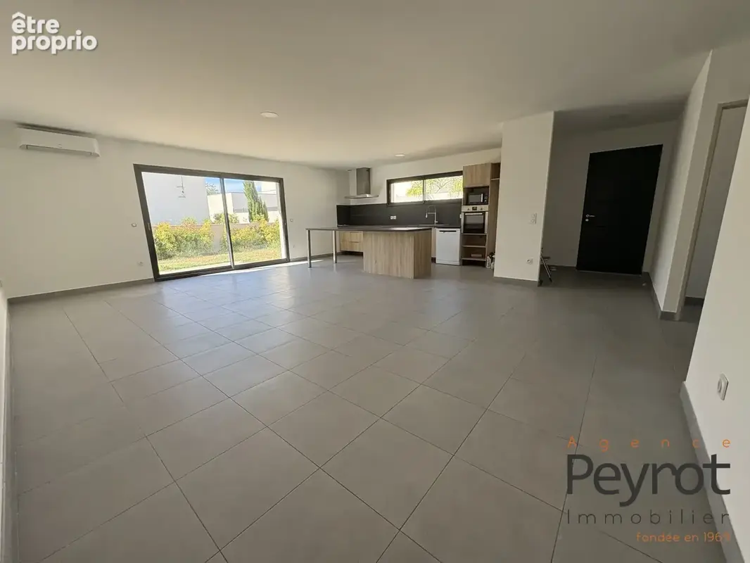 Maison 4 pièces 110 m² à vendre à Villeneuve-De-La-Raho (66180) - photo 3