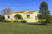 Maison à BARJAC