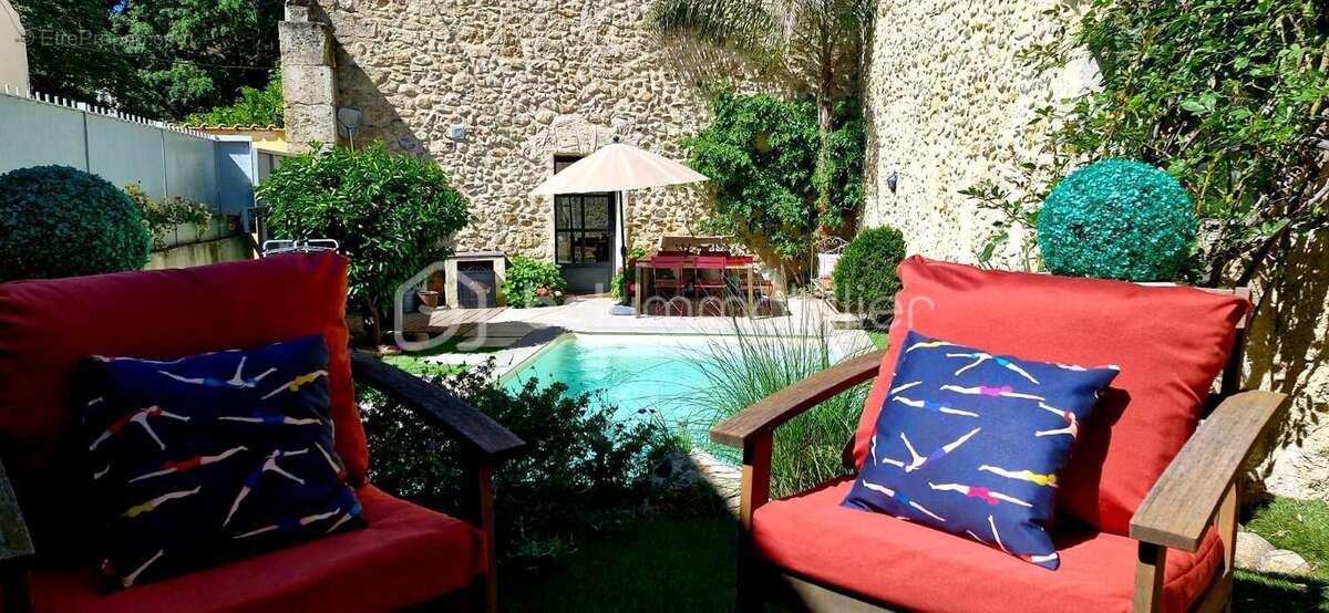 Maison à LIGNAN-SUR-ORB