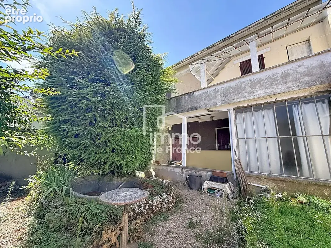 Maison Oyonnax 5 pièce(s) 185m2 - photo 3