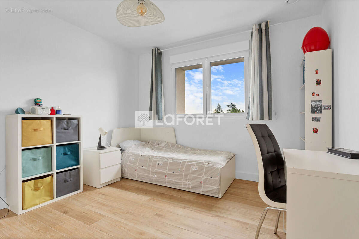 Maison à SAINT-MAURICE-MONTCOURONNE