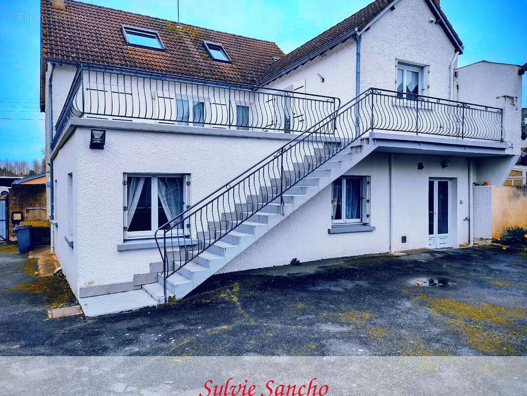 Maison à BUZANCAIS