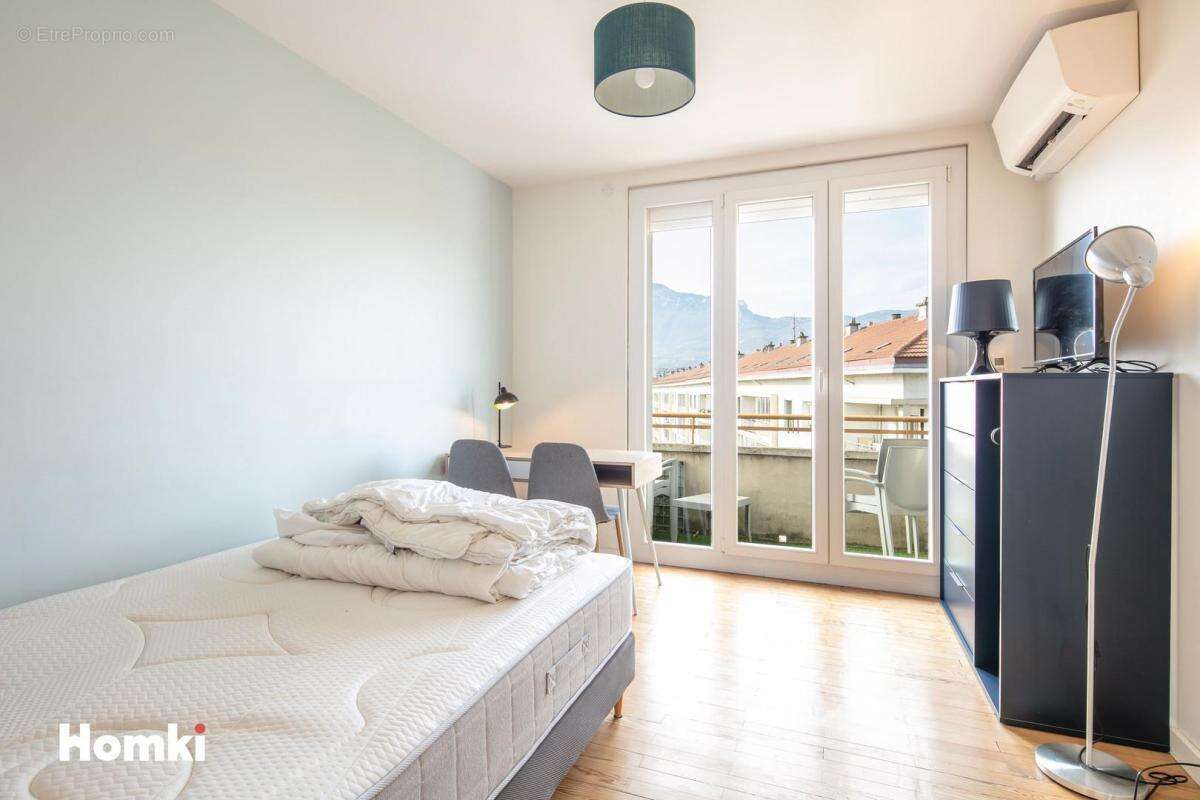 Appartement T4 de 79 m2 à Grenoble 38100, Rue Léon Jouhaux - photo 7