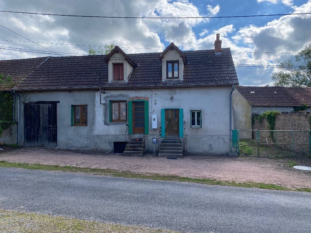 Maison à SERVILLY