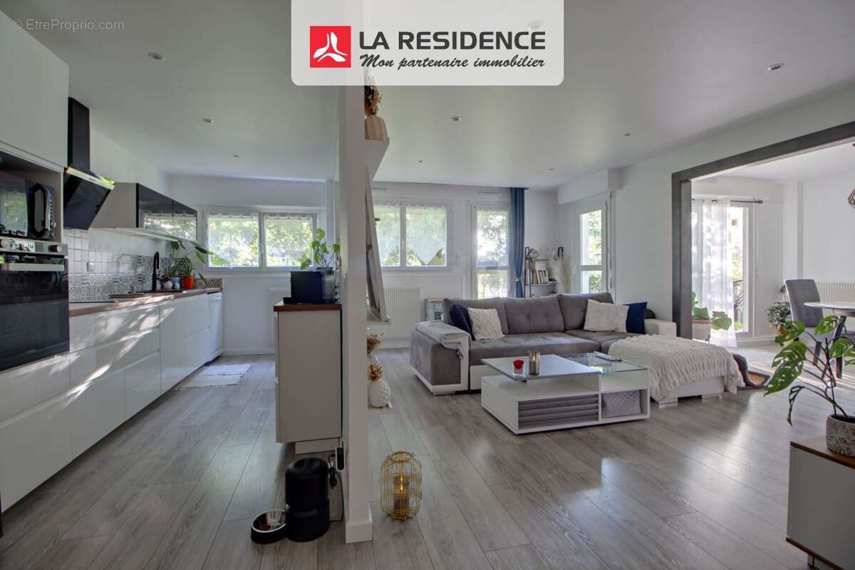 Appartement à PLAISIR