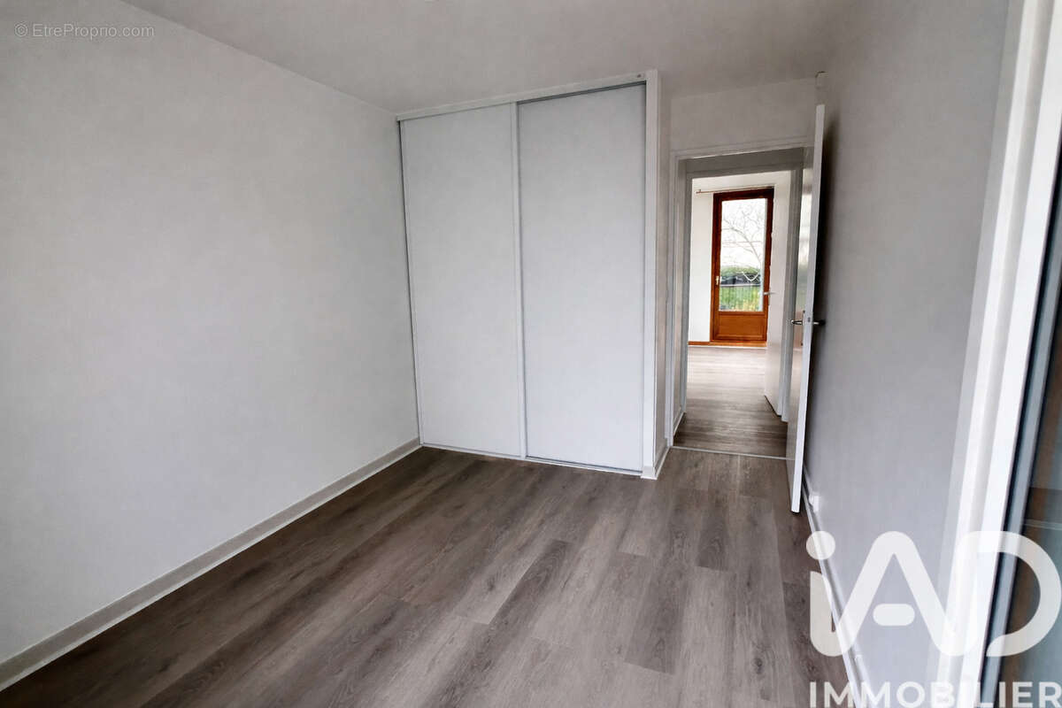Photo 9 - Appartement à LE PLESSIS-ROBINSON