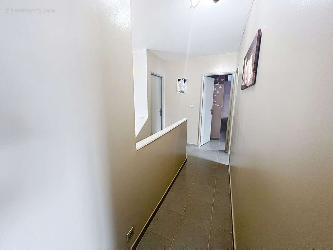 Maison à ROCHEFORT-DU-GARD