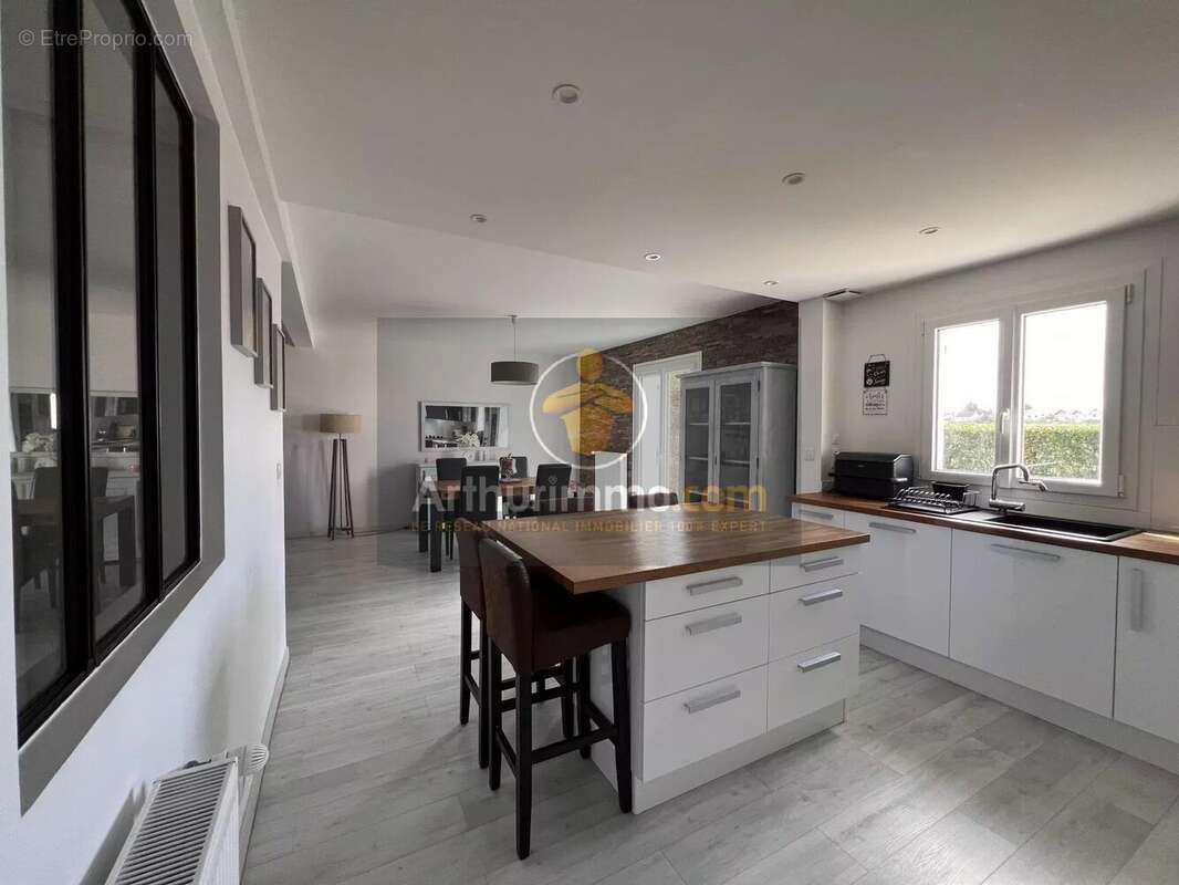 Maison à PONTAULT-COMBAULT