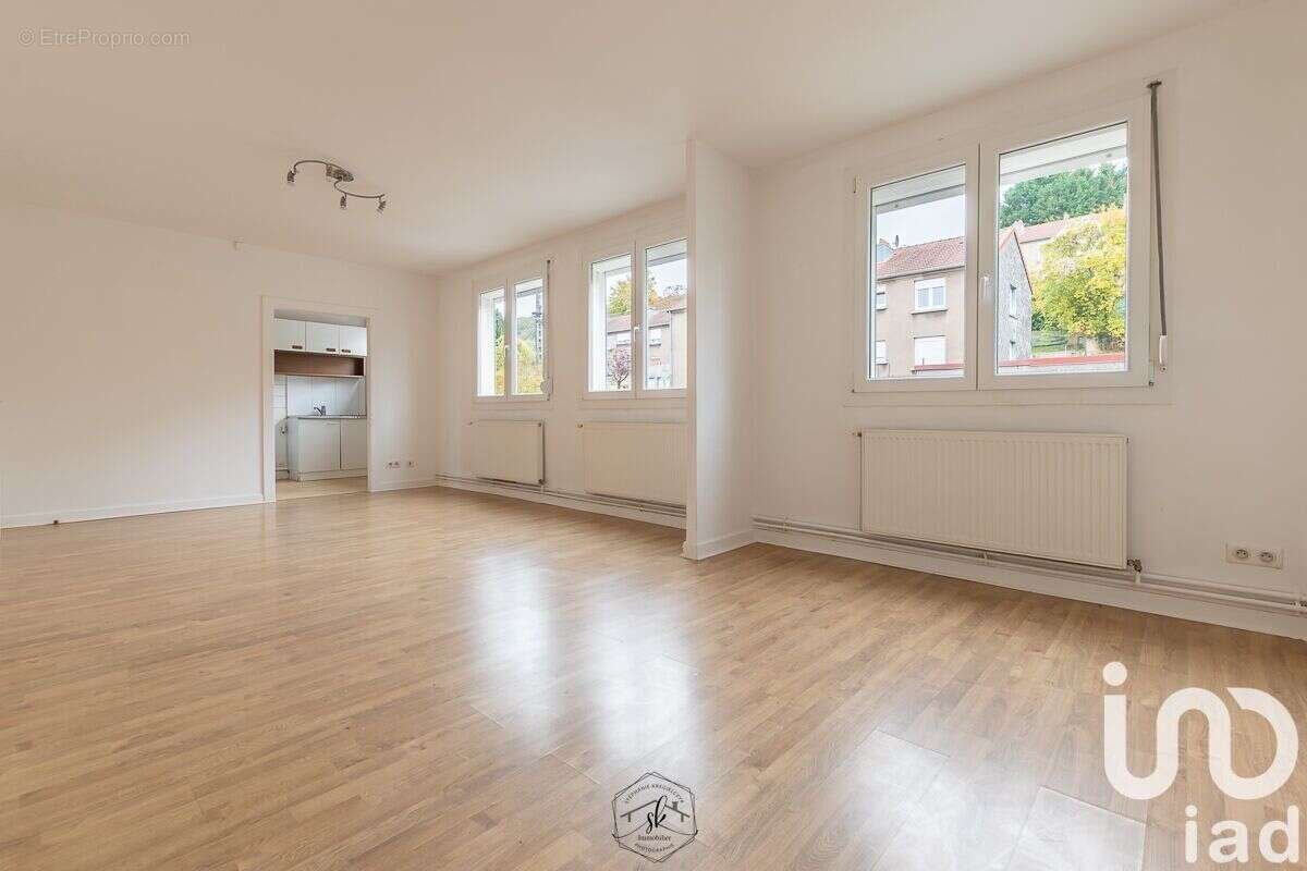 Photo 3 - Appartement à AUDUN-LE-TICHE