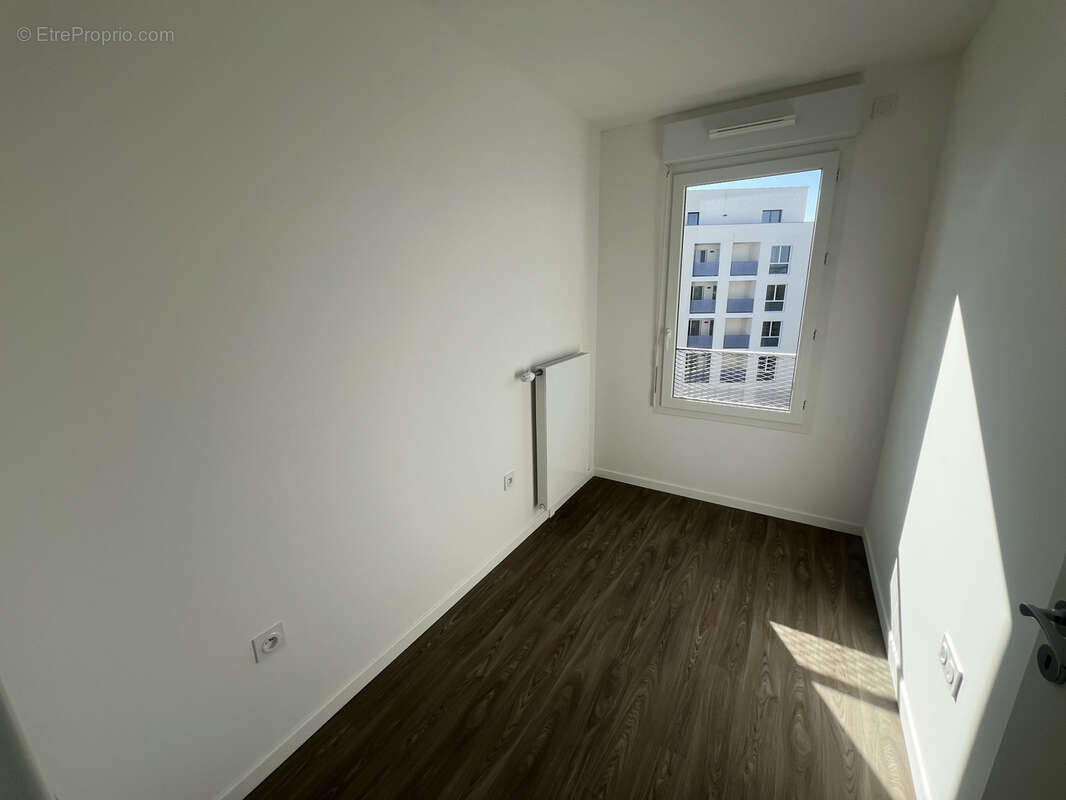 Appartement à SARTROUVILLE