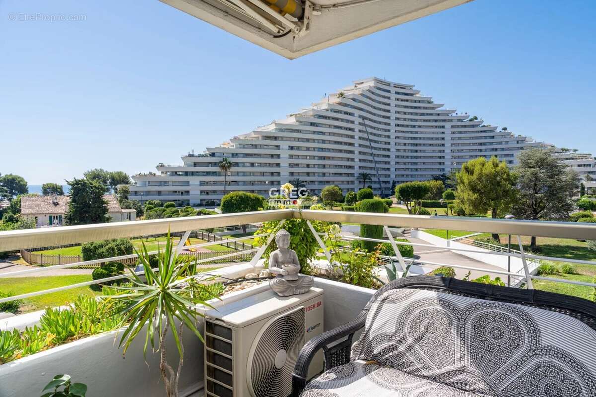 Appartement à VILLENEUVE-LOUBET