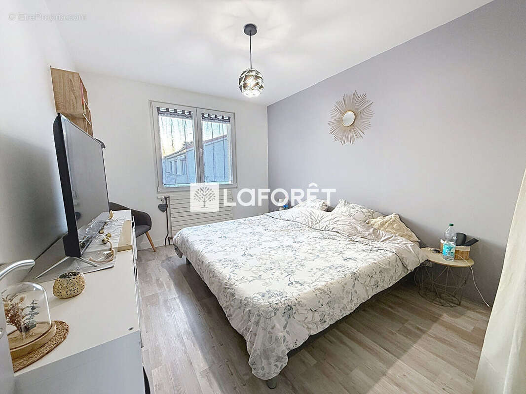 Maison à SAINT-ETIENNE-DU-ROUVRAY