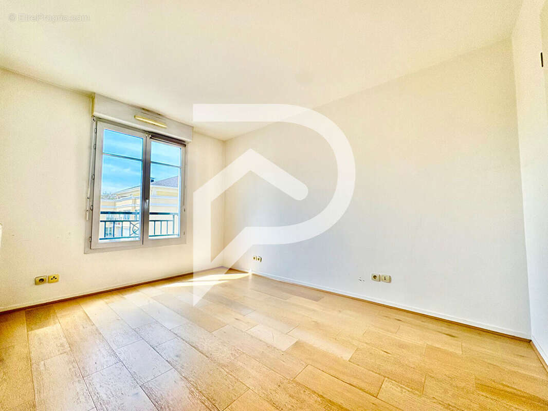 Appartement à SAINT-GRATIEN