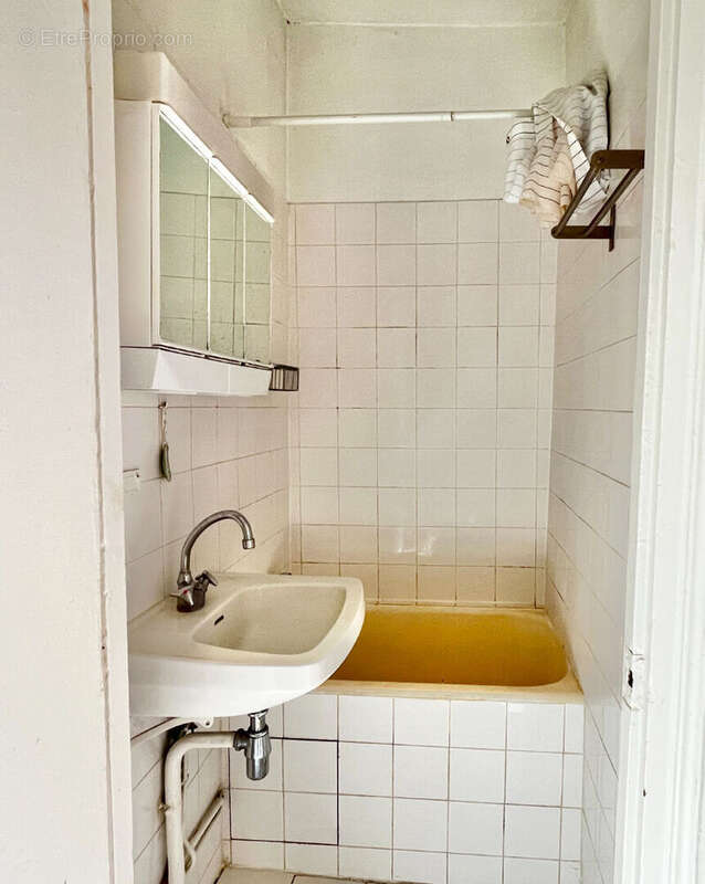 Appartement à PARIS-20E