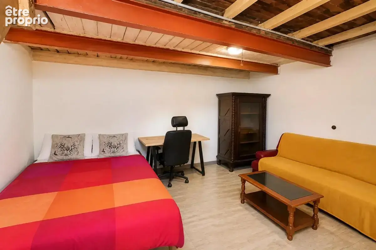 Maison de 5 pièces  à Lastours avec terrasse et jardinet.
Vue panoramique - photo 8