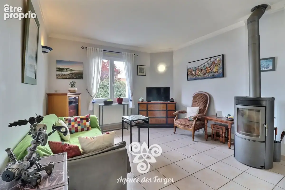 Maison plain pied - 3 chambres + bureaux / 606m² de terrain / Saint Julien De Concelles - photo 4