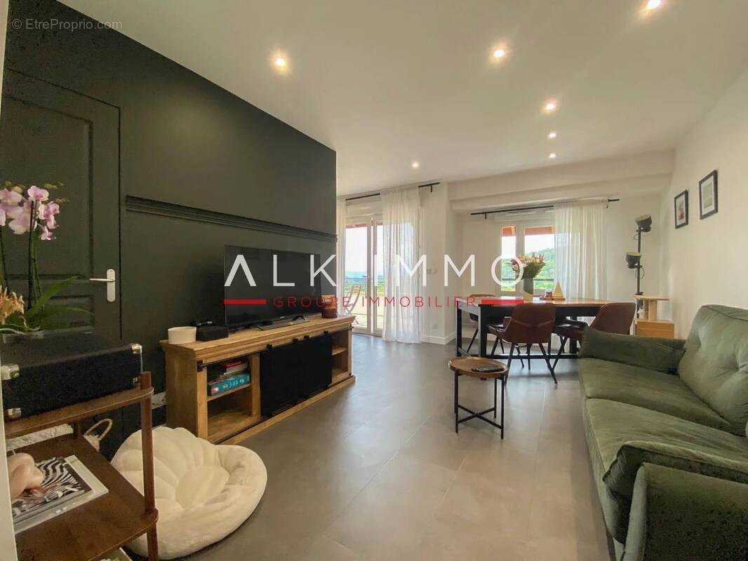 Appartement à QUINTAL