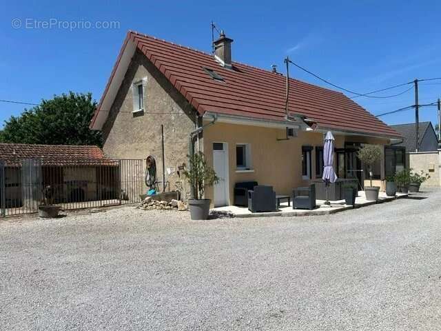 Maison à LOSNE