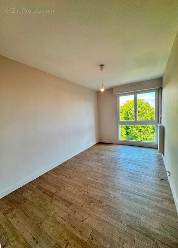 Appartement à IVRY-SUR-SEINE