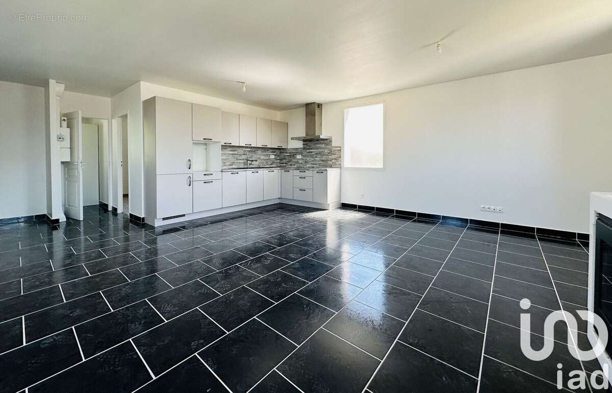 Photo 3 - Maison à PONT-SAINTE-MAXENCE