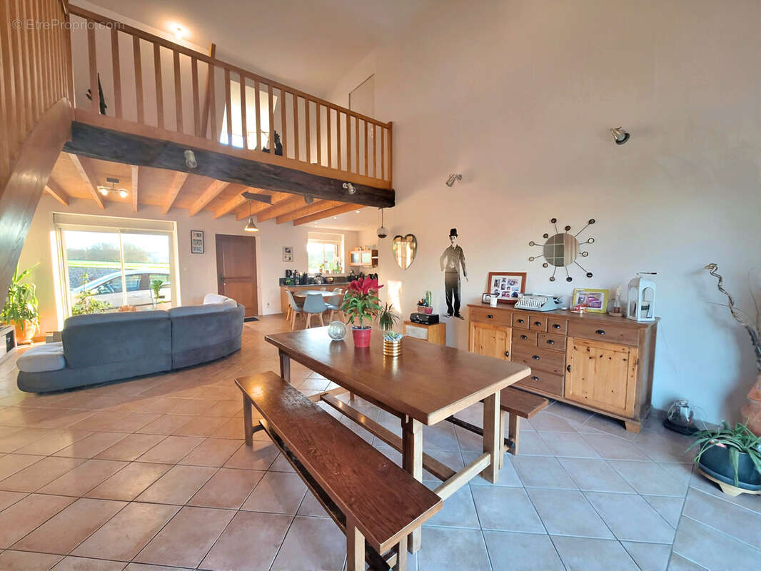 Maison à POUANCE