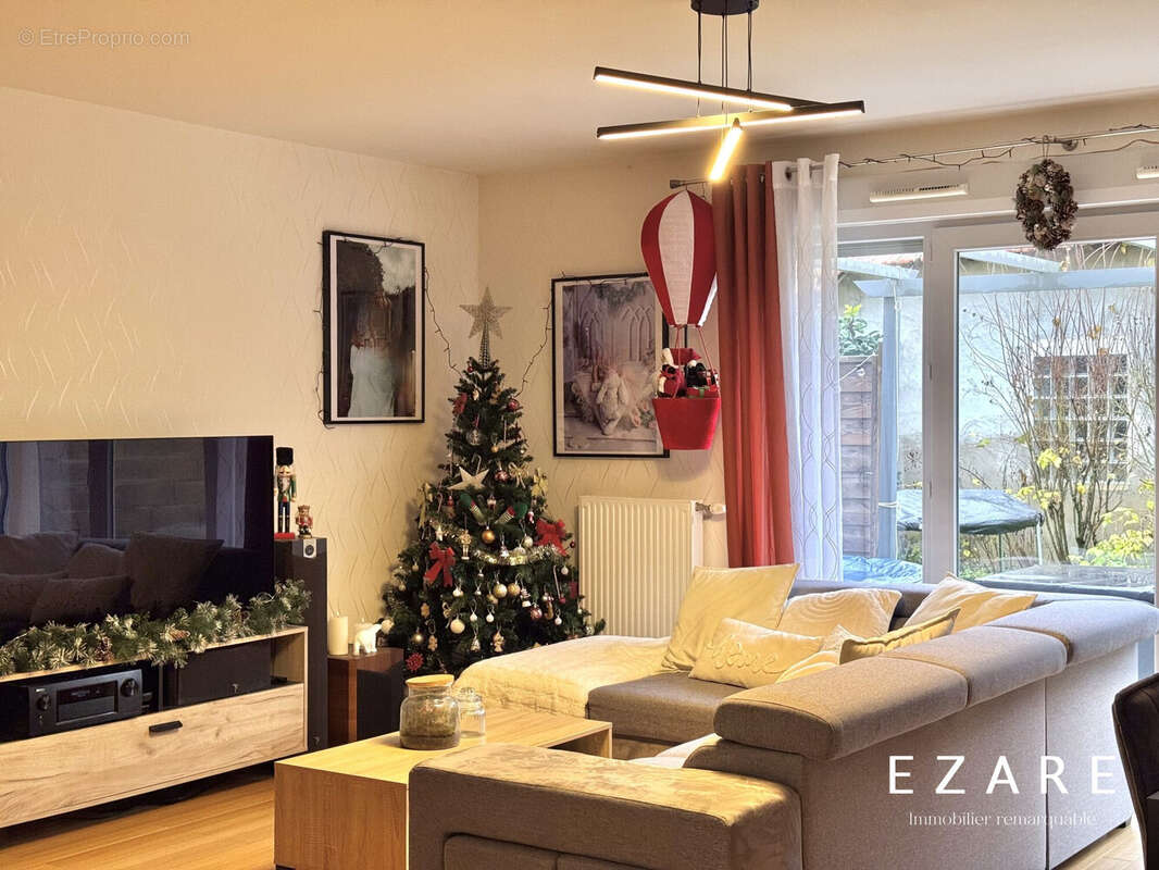 Maison à ARC-SUR-TILLE