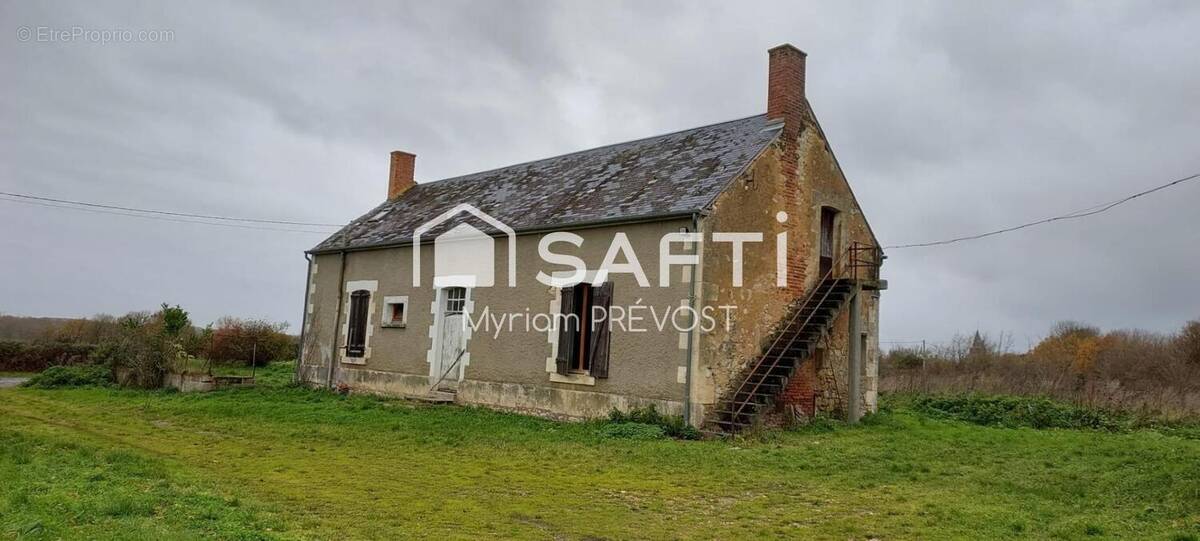 Photo 1 - Maison à THEVET-SAINT-JULIEN