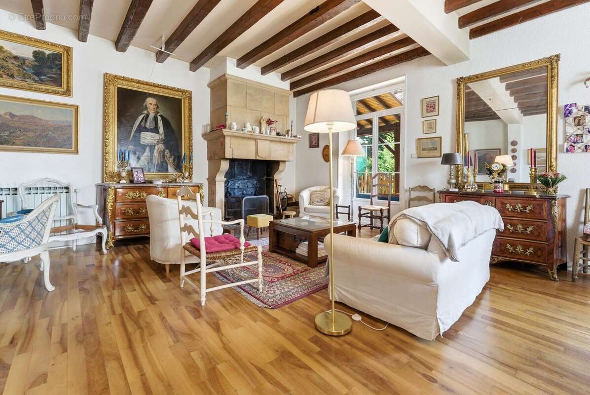 Maison à MONTBONNOT-SAINT-MARTIN