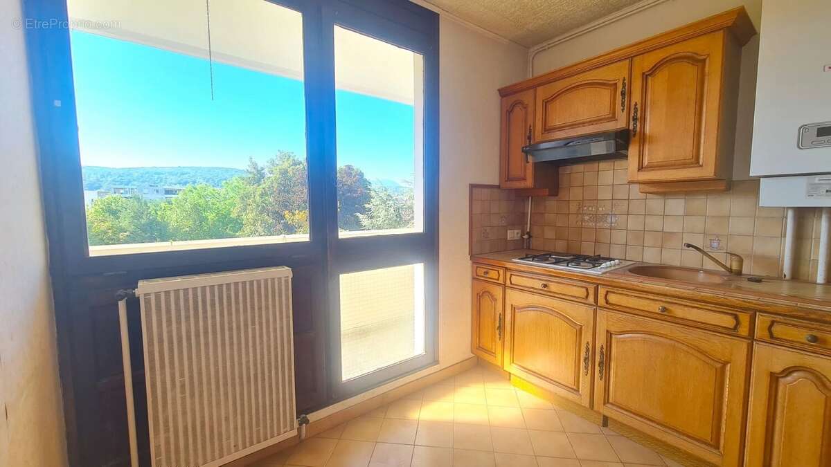Echirolles T2 Vue dégagée et très lumineux - photo 8