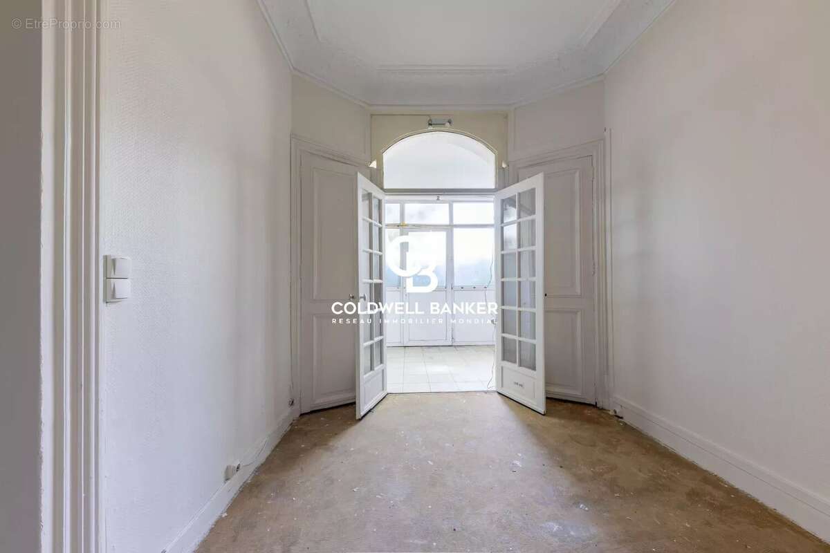 Maison à NEUILLY-SUR-SEINE