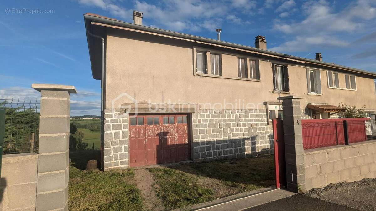 Maison à ROZIER-EN-DONZY