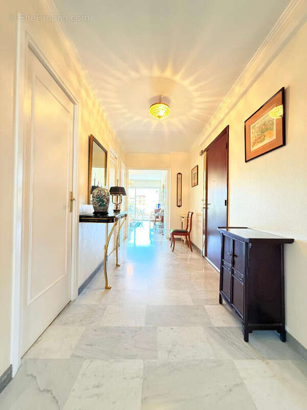 Appartement à MENTON