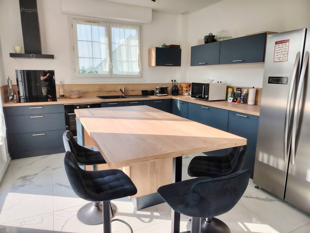 Maison à SAINT-ERBLON