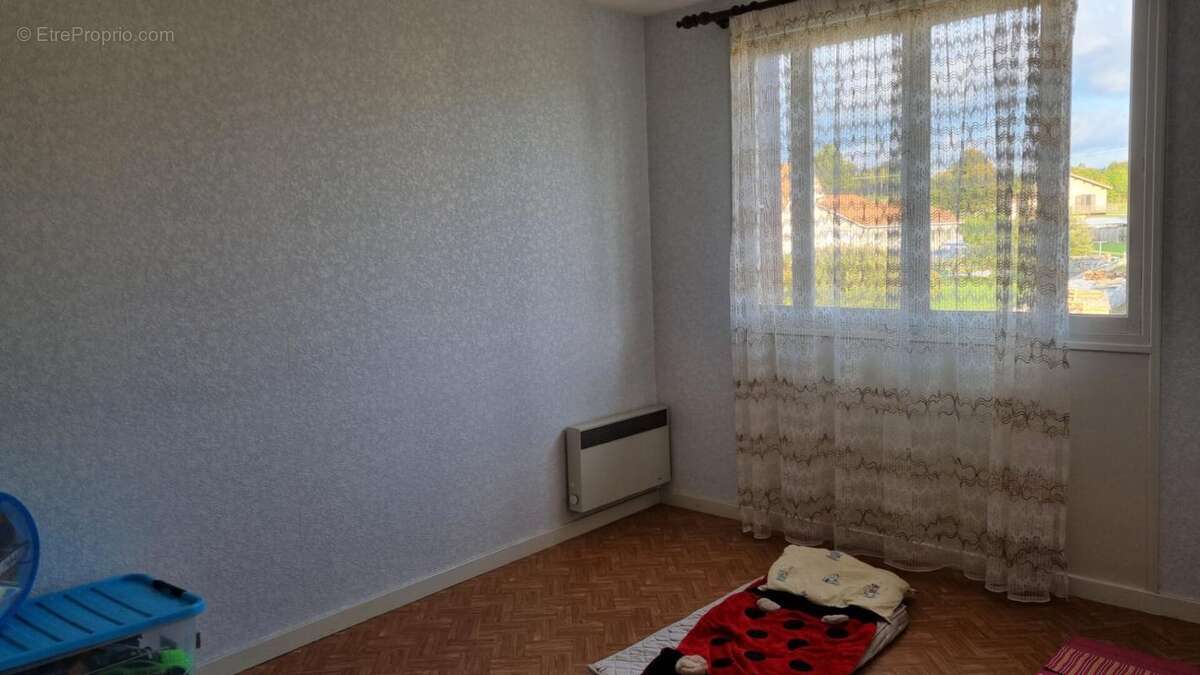 Maison à MONTFAUCON-EN-VELAY