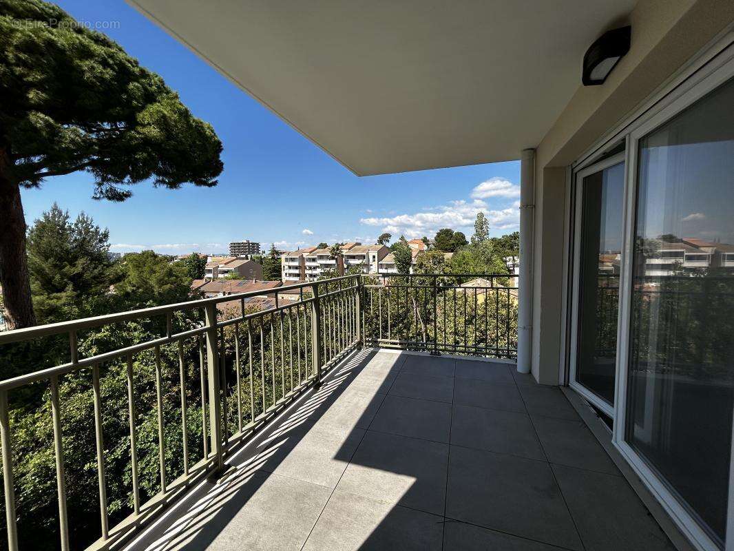 Appartement à MARSEILLE-9E